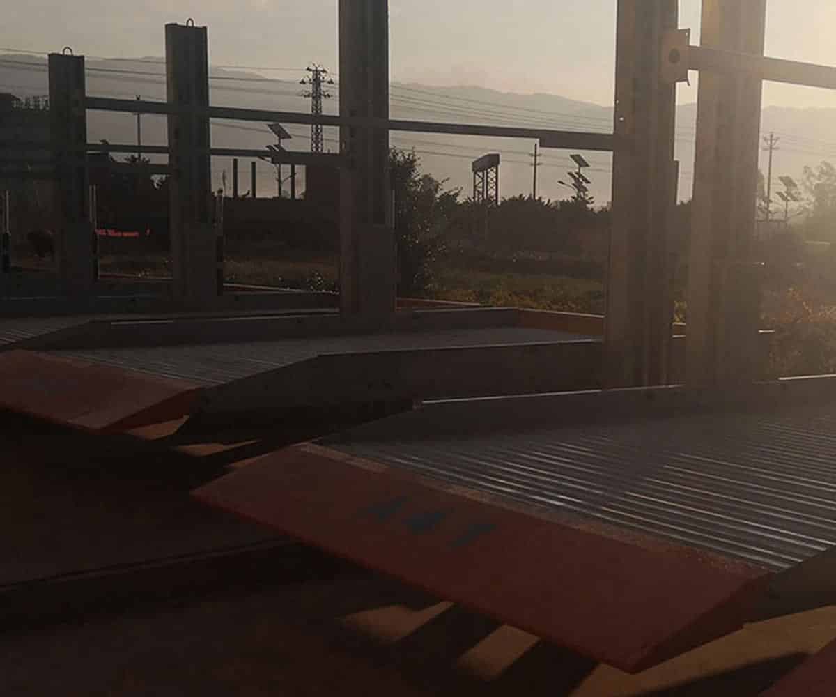 巫山縣升降平移式立體停車場過驗收