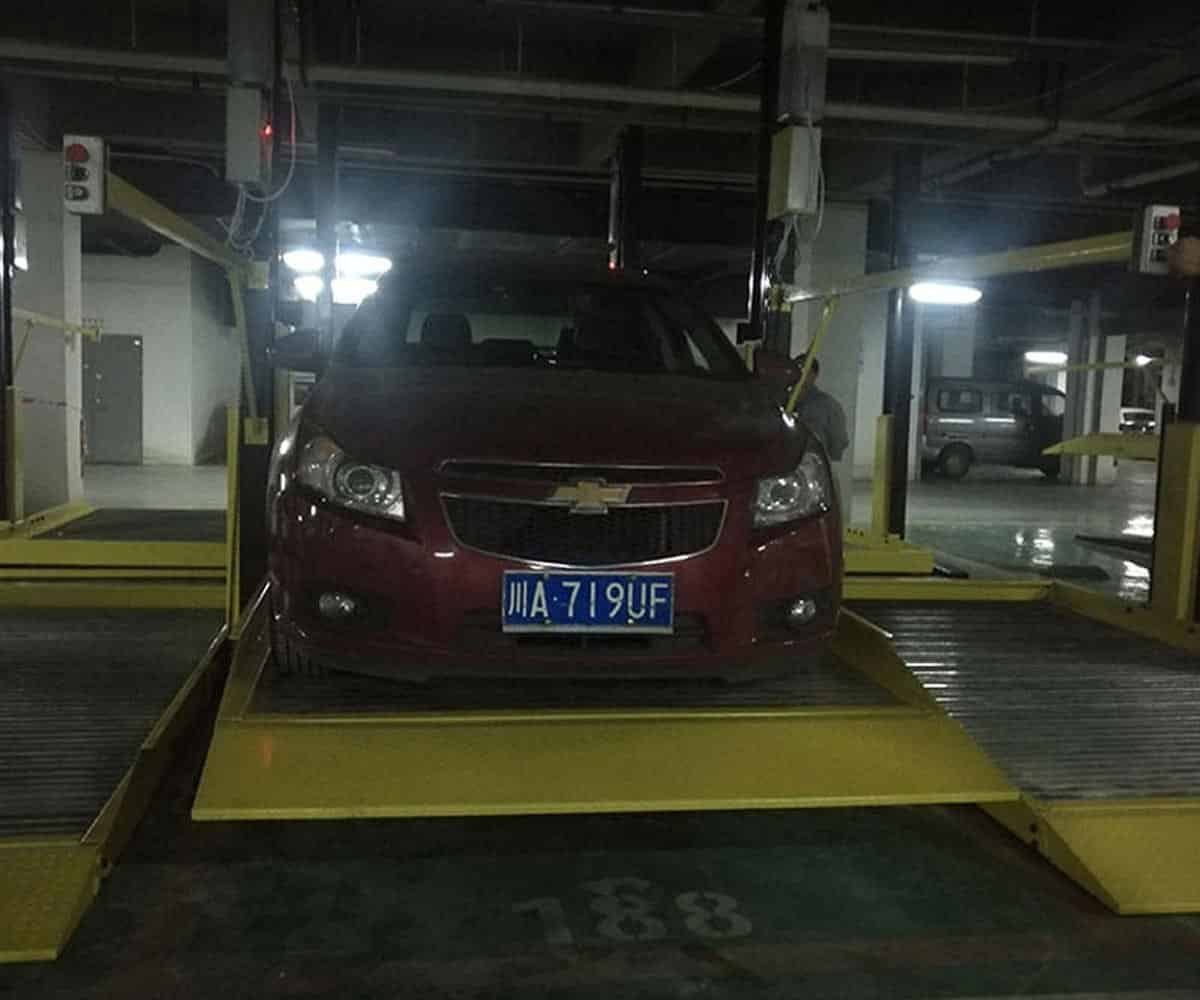 2層立體停車場(chǎng)短租.jpg